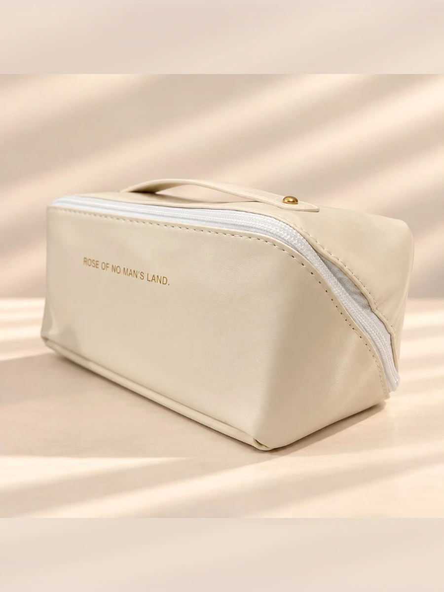 Necessaire